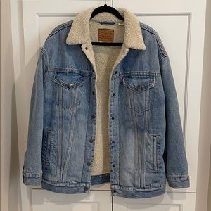 LEVI’S  Sherpa denim